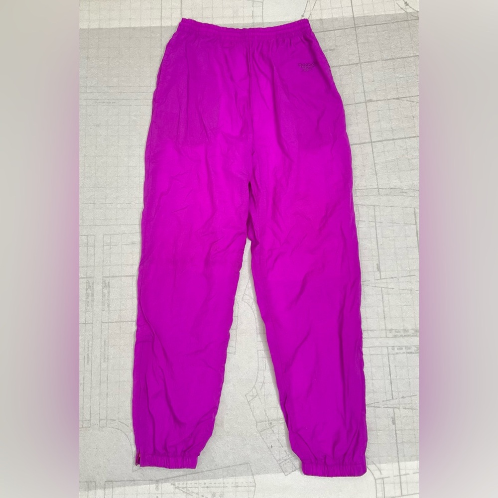 Reebok Vintage Hot Pink Purple Track Pants Size Medium Nylon Zipper Fully Lined